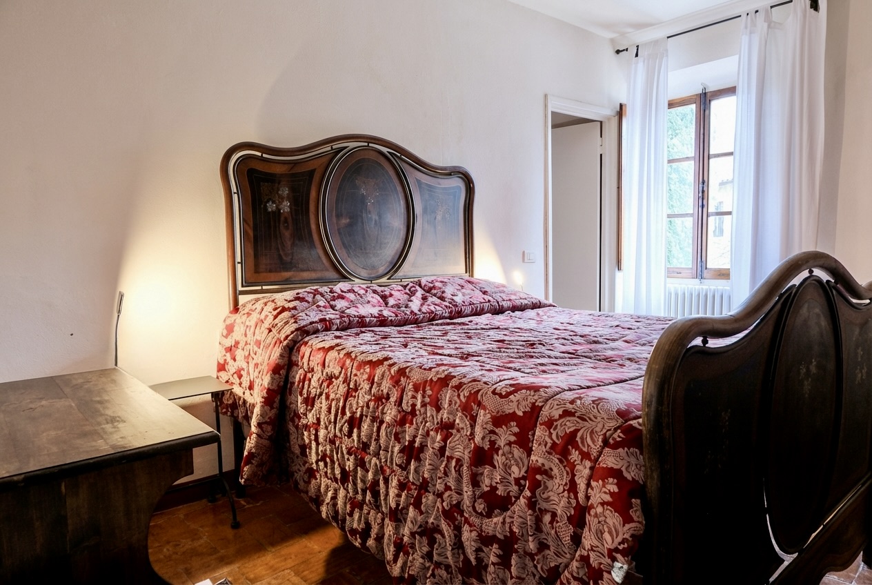 matrimoniale con bagno cipressi 2