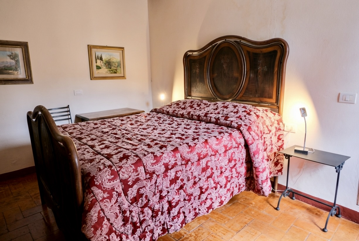 matrimoniale con bagno cipressi